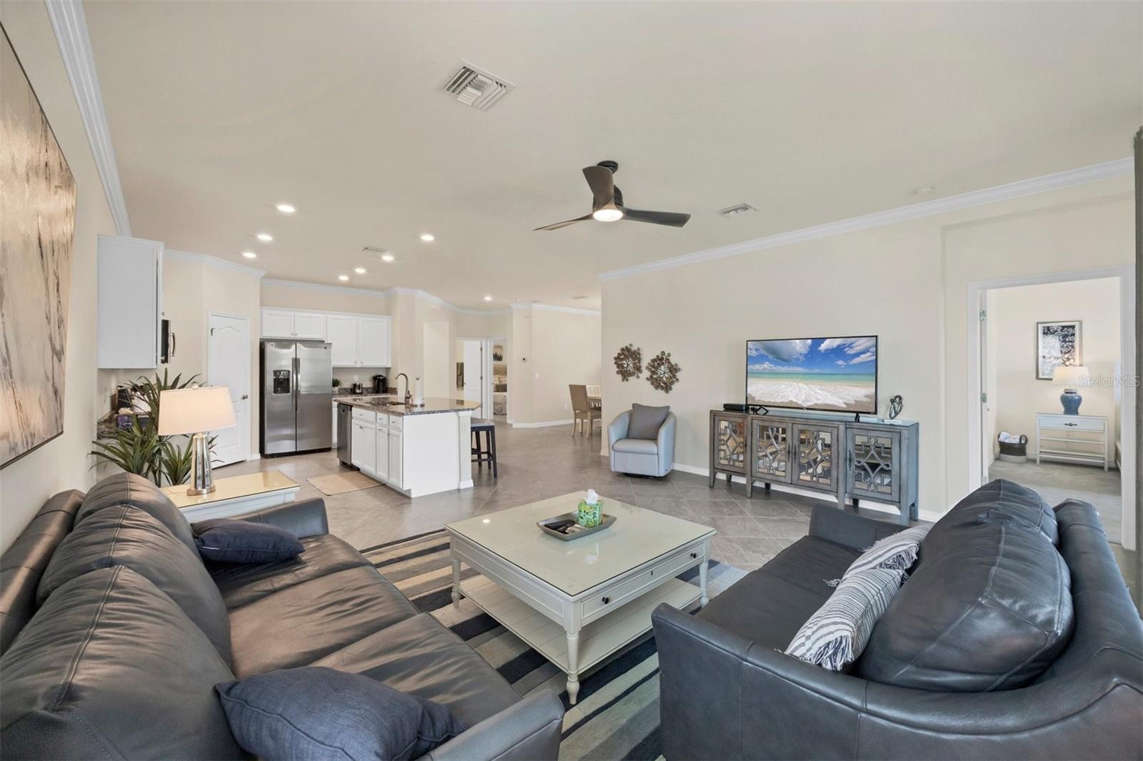 Image 11 of 61 For 10097 Cozy Grove Drive