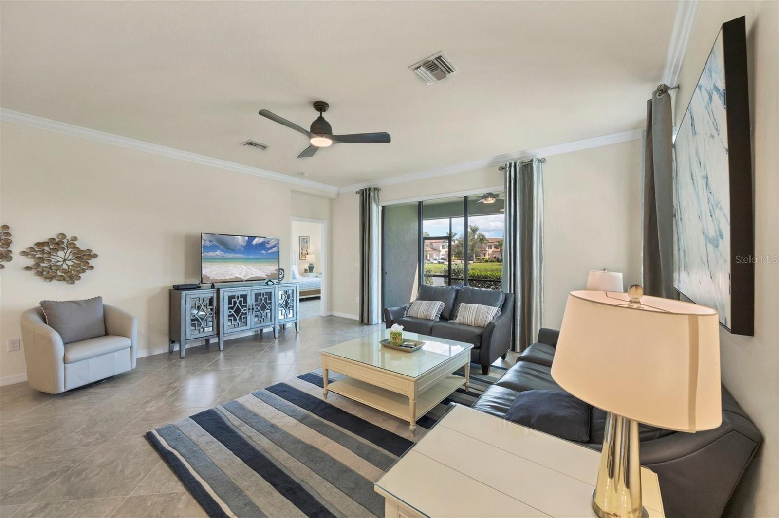 Image 12 of 61 For 10097 Cozy Grove Drive