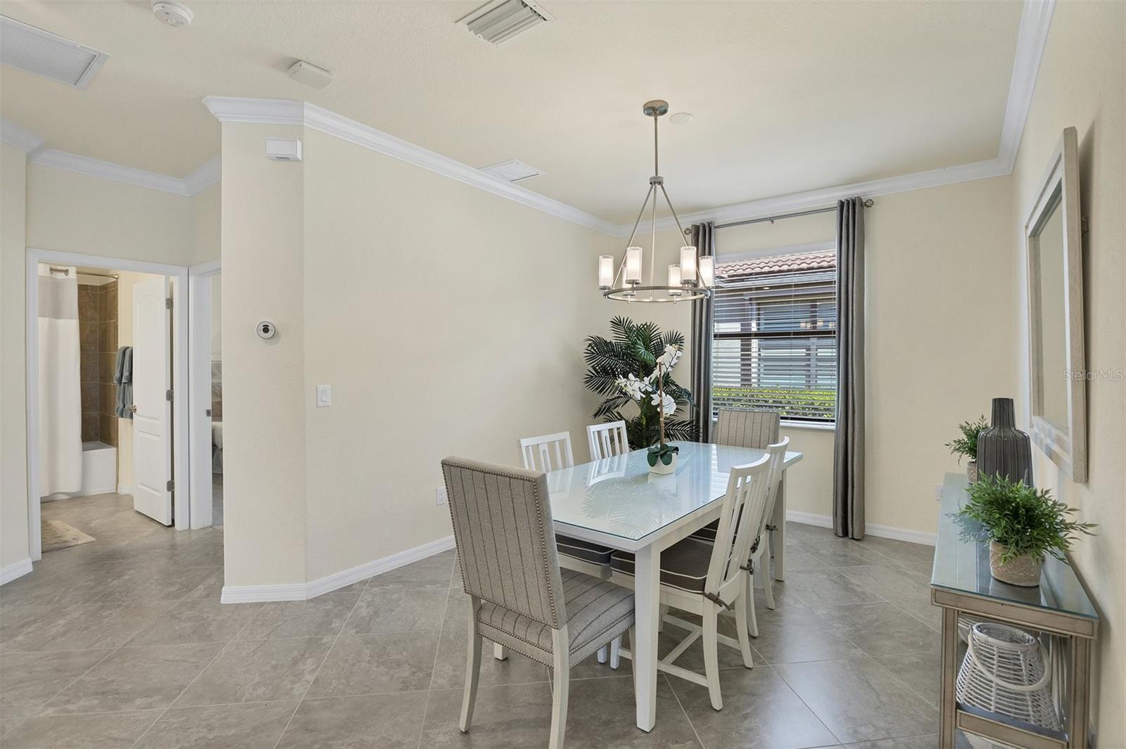 Image 18 of 61 For 10097 Cozy Grove Drive
