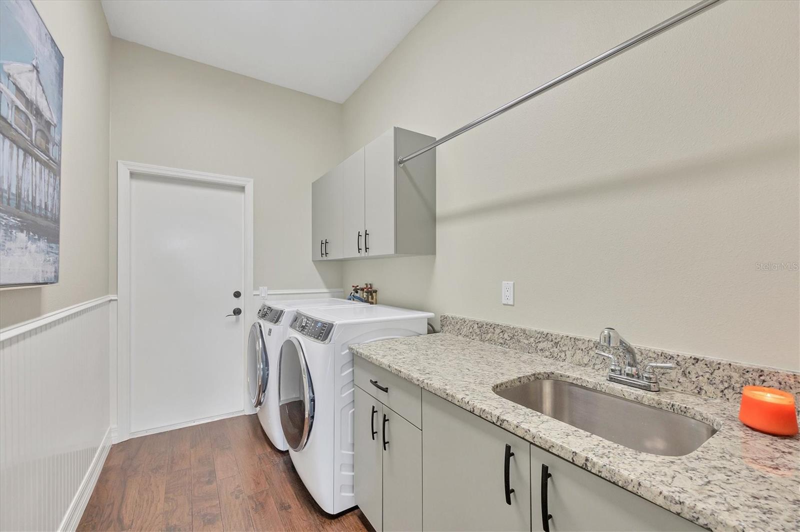Image 27 of 47 For 2020 Calusa Lakes Boulevard