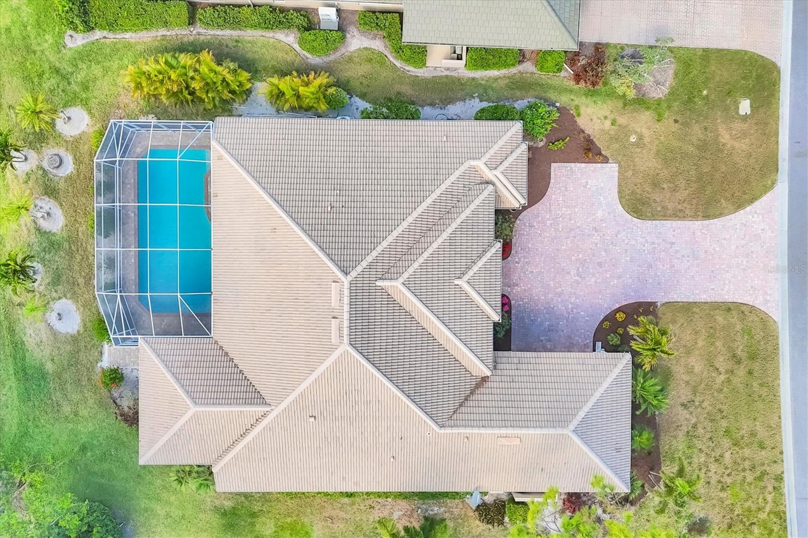 Image 34 of 47 For 2020 Calusa Lakes Boulevard