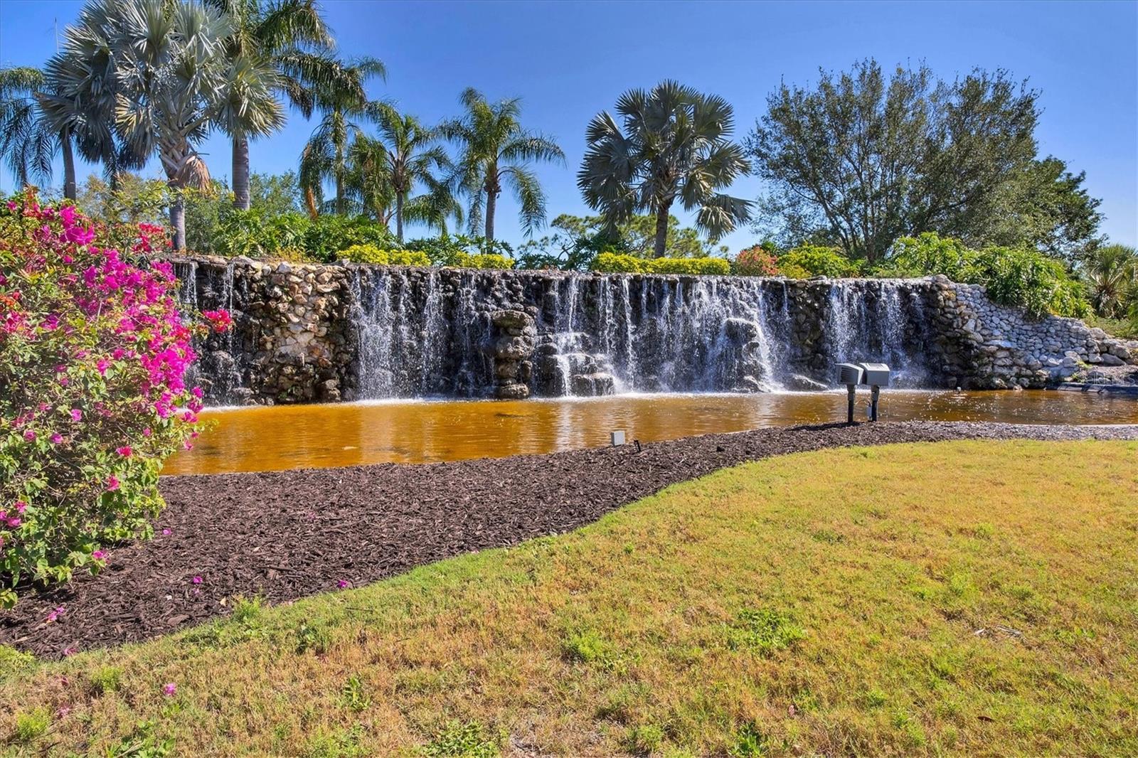 Image 41 of 47 For 2020 Calusa Lakes Boulevard