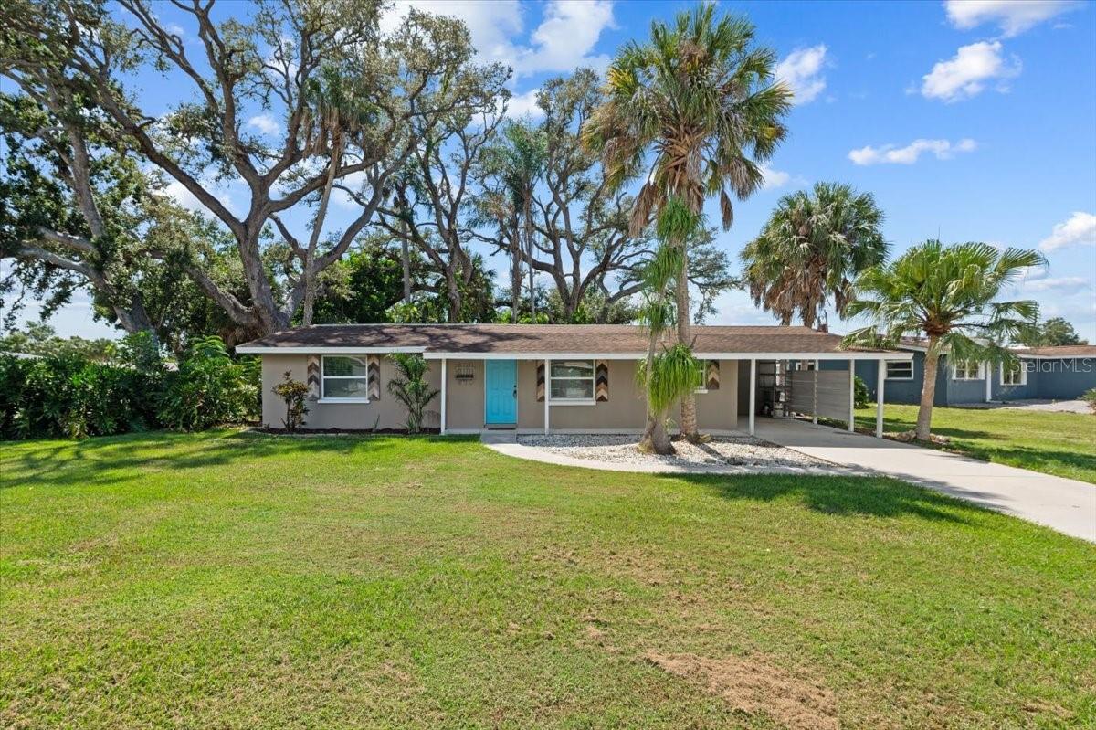 Details for 311 Dorchester Drive, VENICE, FL 34293