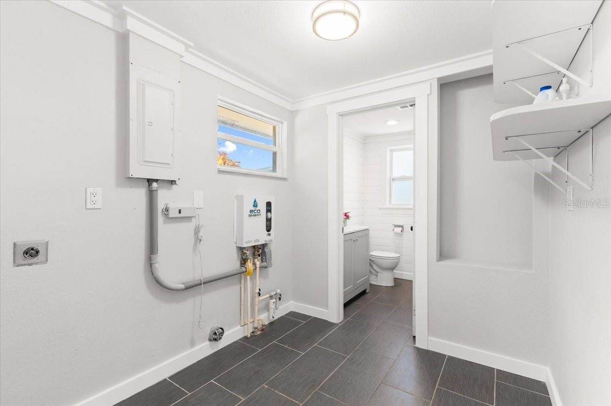 Image 22 of 27 For 311 Dorchester Drive