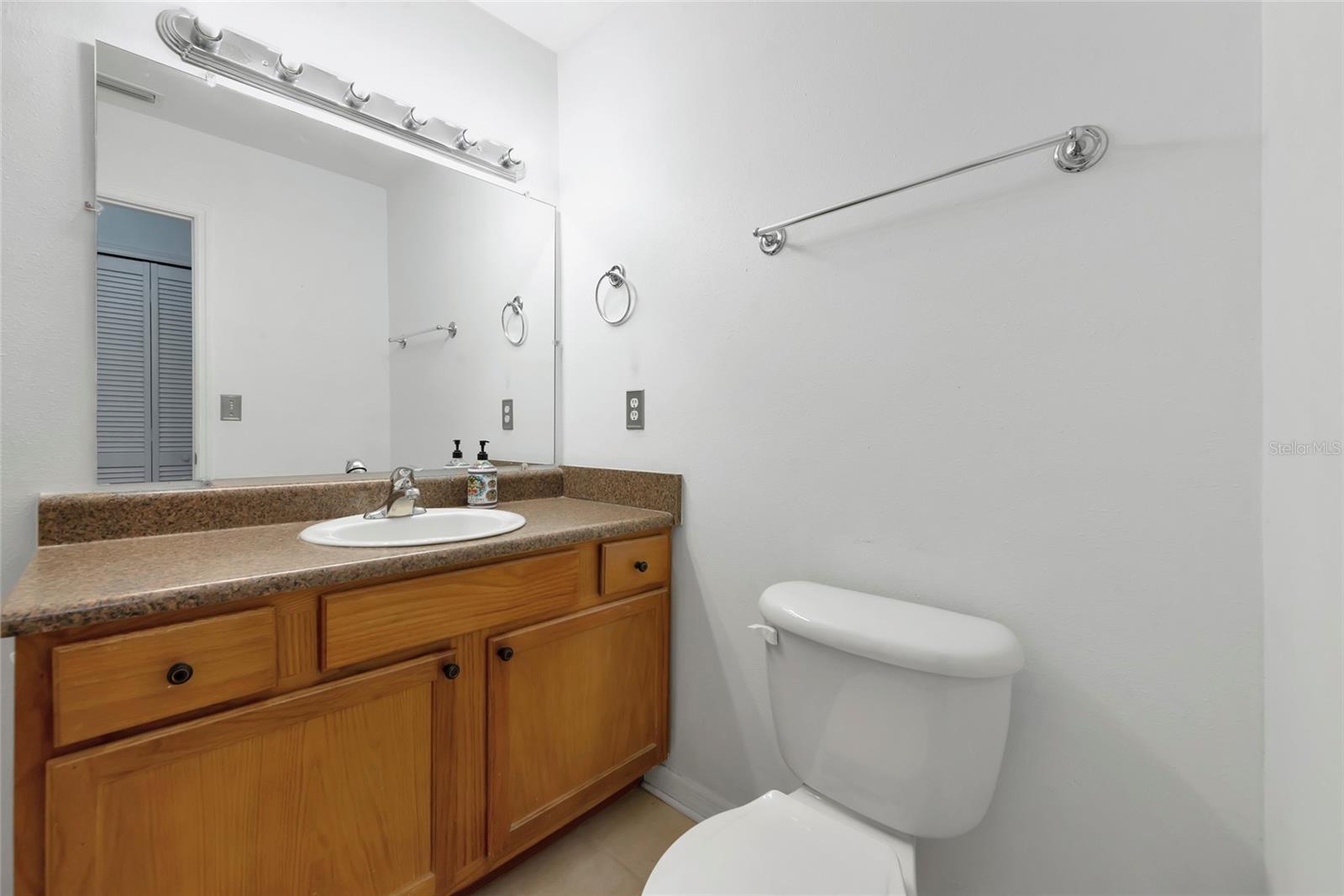 Image 17 of 47 For 1705 Parakeet Way 707
