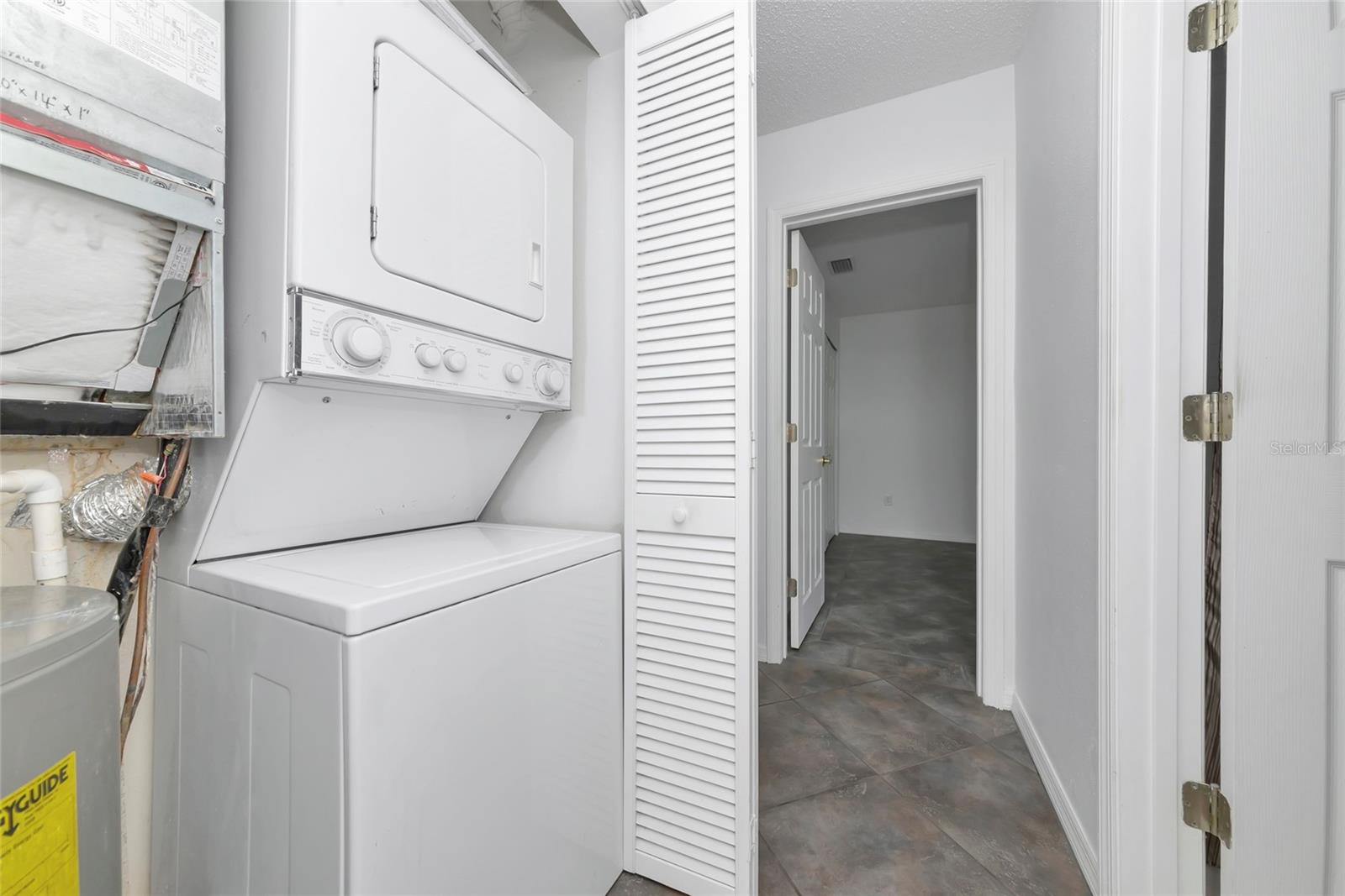 Image 23 of 47 For 1705 Parakeet Way 707
