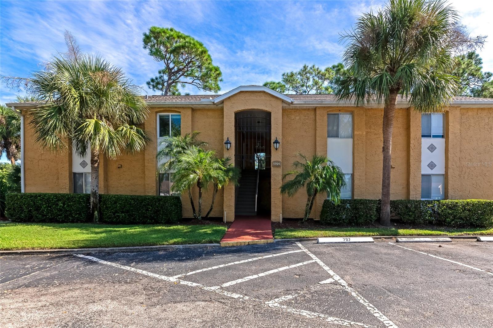 Image 30 of 47 For 1705 Parakeet Way 707