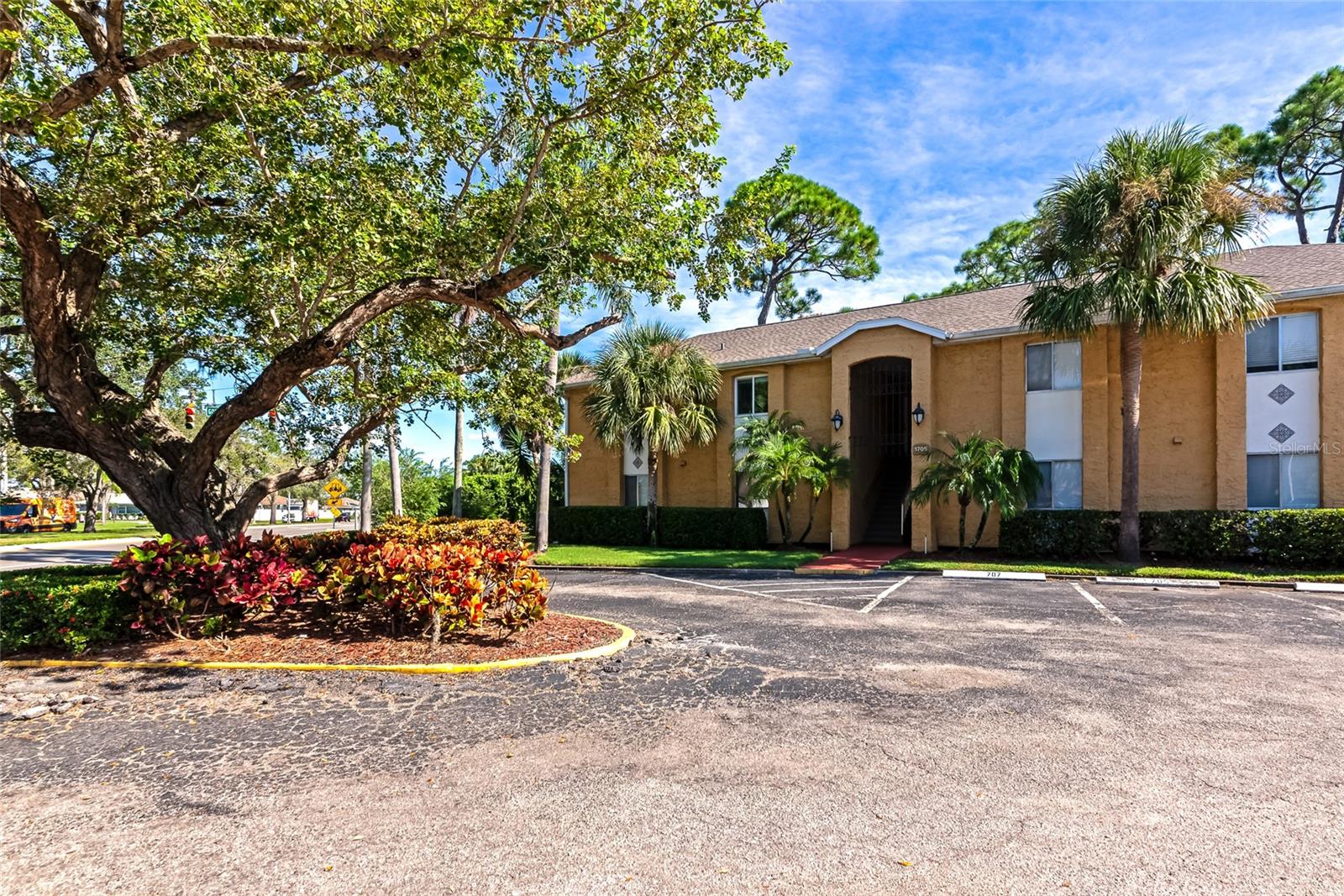 Image 35 of 47 For 1705 Parakeet Way 707
