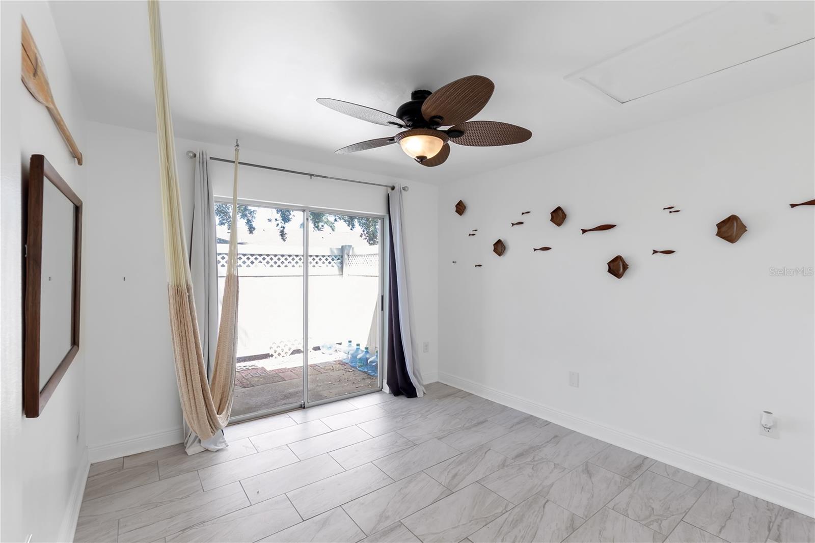 Image 17 of 25 For 2808 29th Avenue W