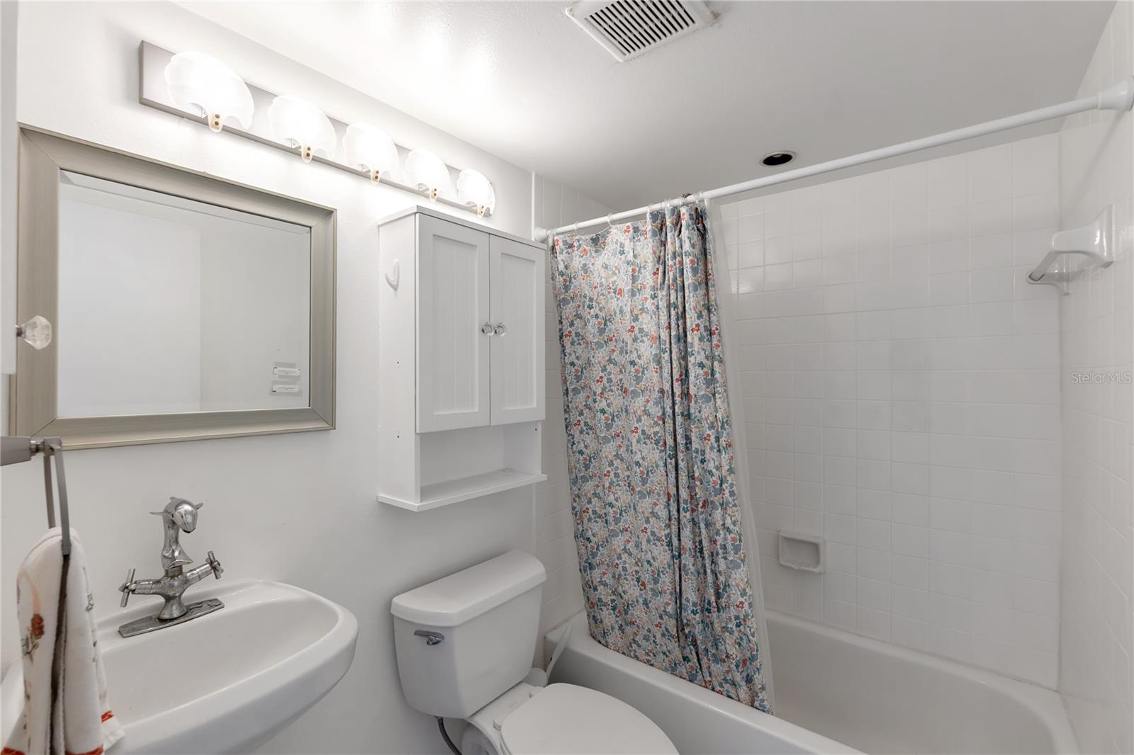 Image 19 of 25 For 2808 29th Avenue W