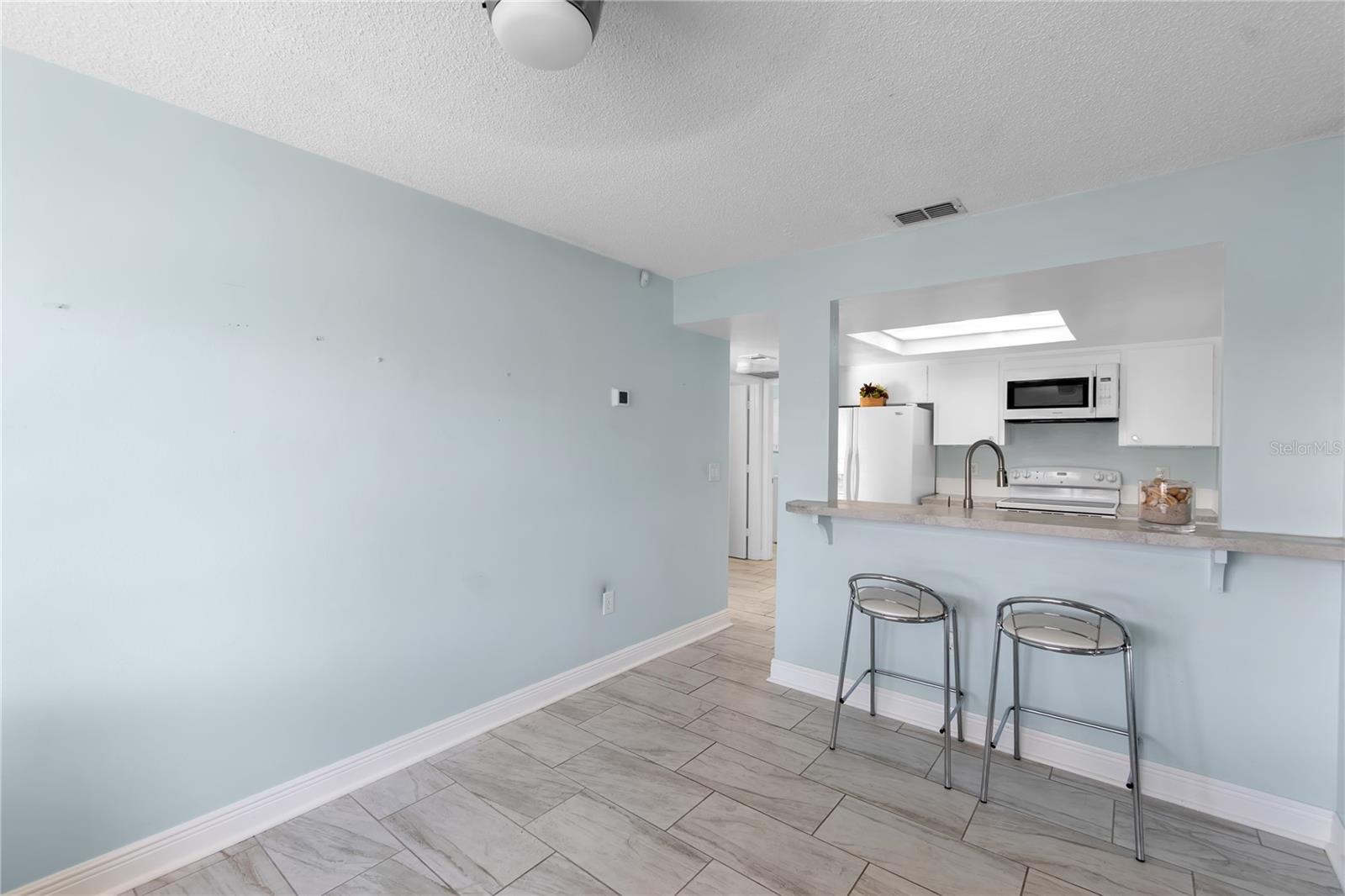 Image 7 of 25 For 2808 29th Avenue W