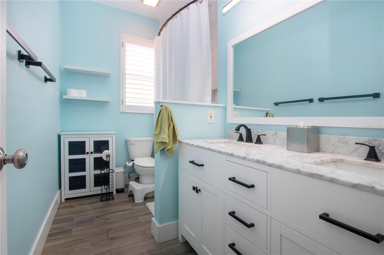 Image 40 of 70 For 6610 Cheswick Street
