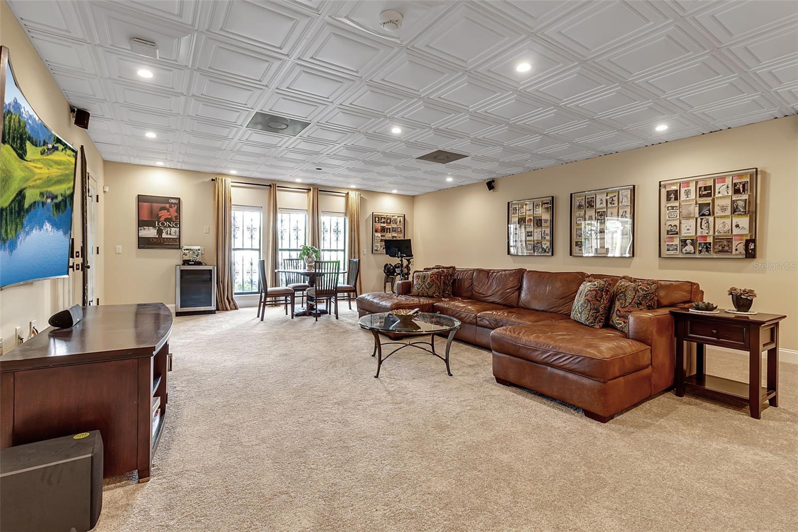 Image 43 of 62 For 749 Freeling Drive