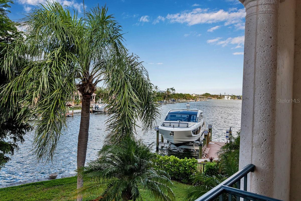 Image 5 of 62 For 749 Freeling Drive