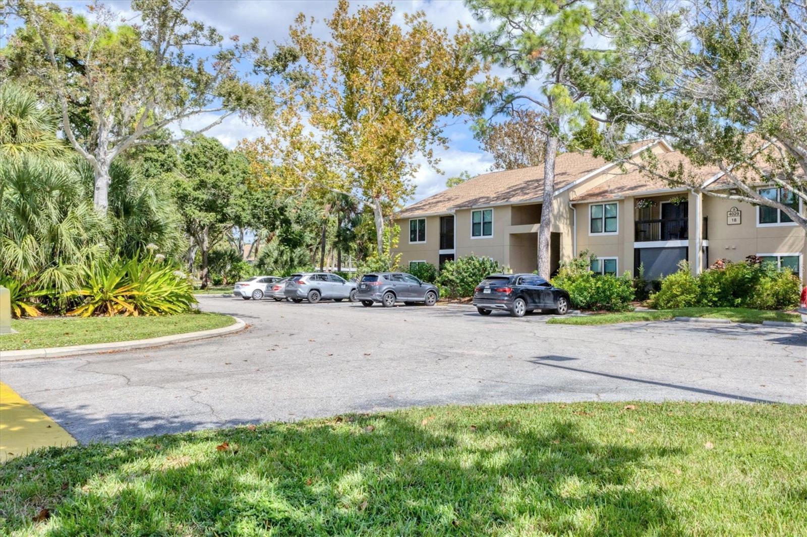 Image 2 of 46 For 4029 Crockers Lake Boulevard 14