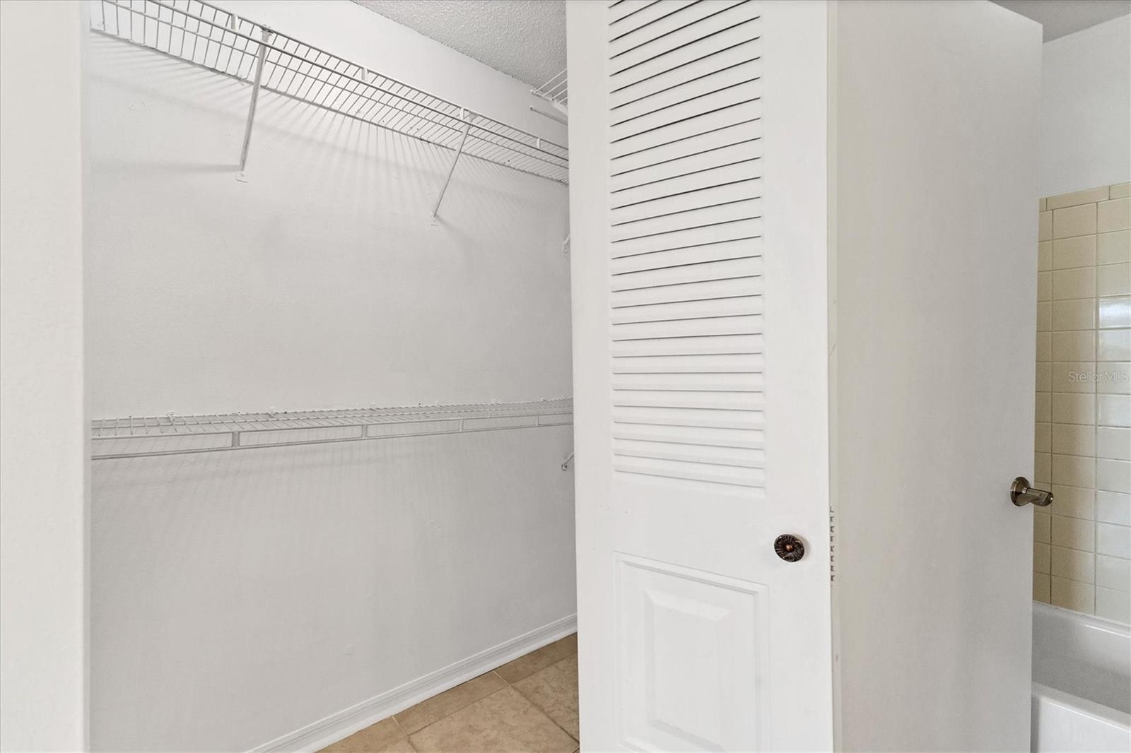 Image 22 of 46 For 4029 Crockers Lake Boulevard 14