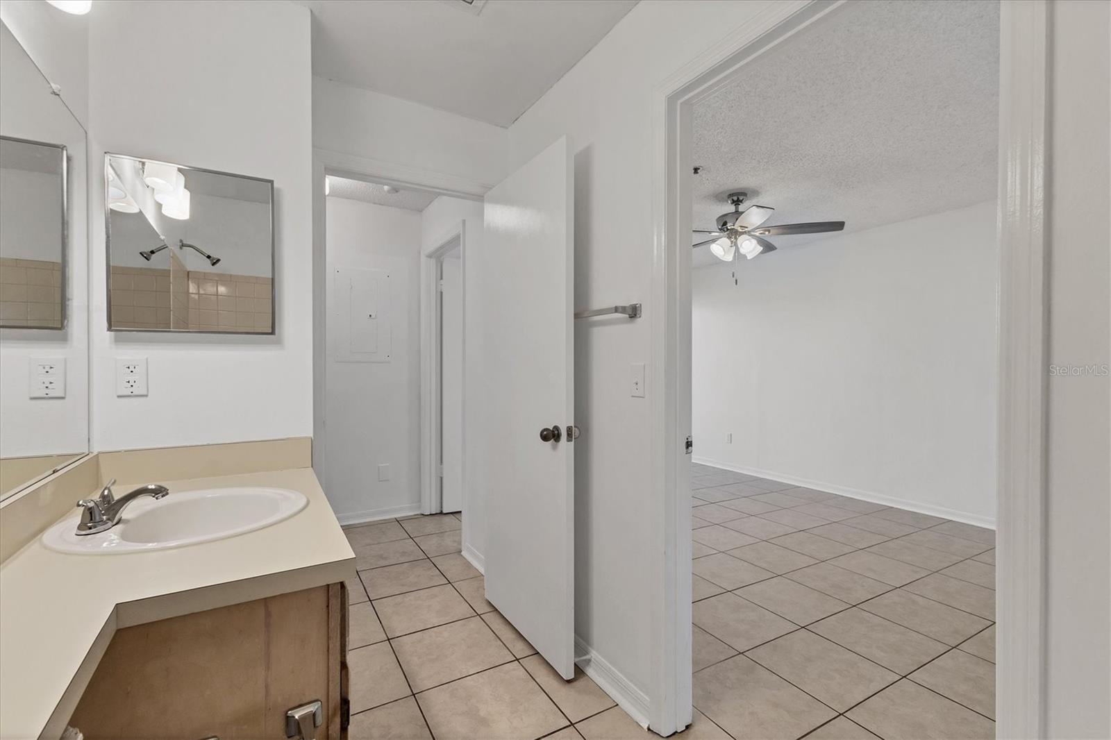 Image 27 of 46 For 4029 Crockers Lake Boulevard 14