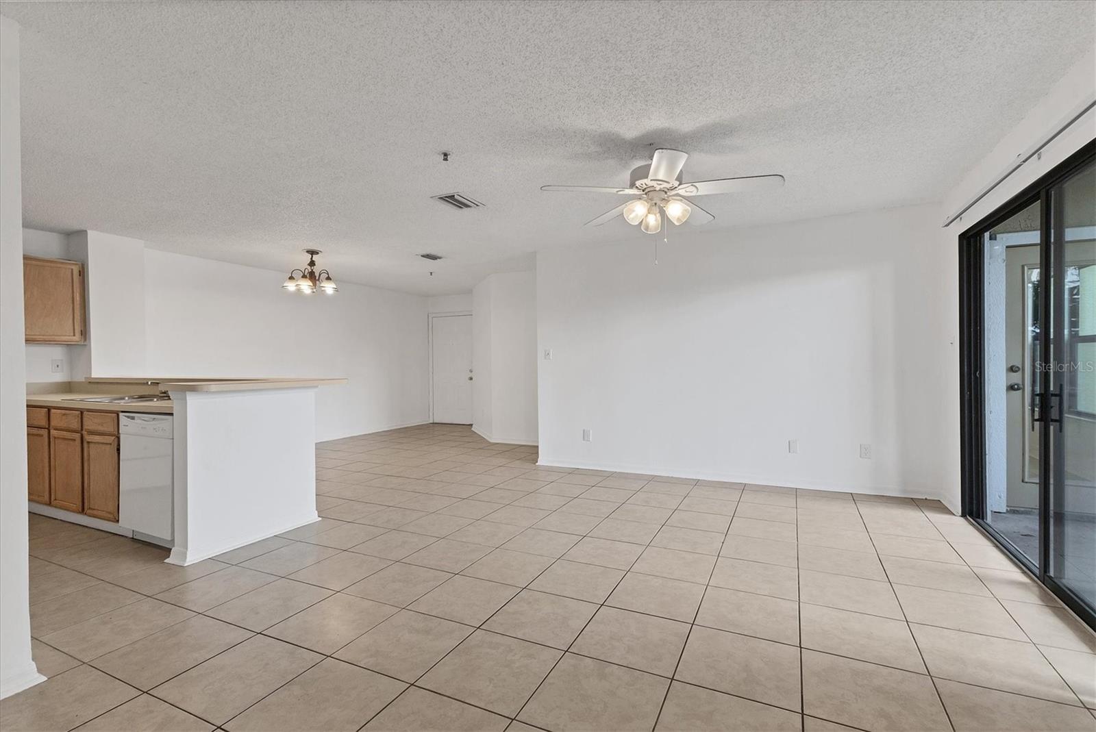 Image 7 of 46 For 4029 Crockers Lake Boulevard 14