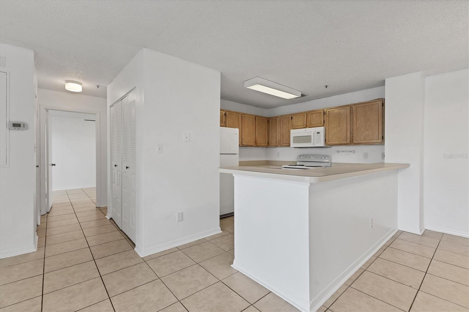 Image 9 of 46 For 4029 Crockers Lake Boulevard 14
