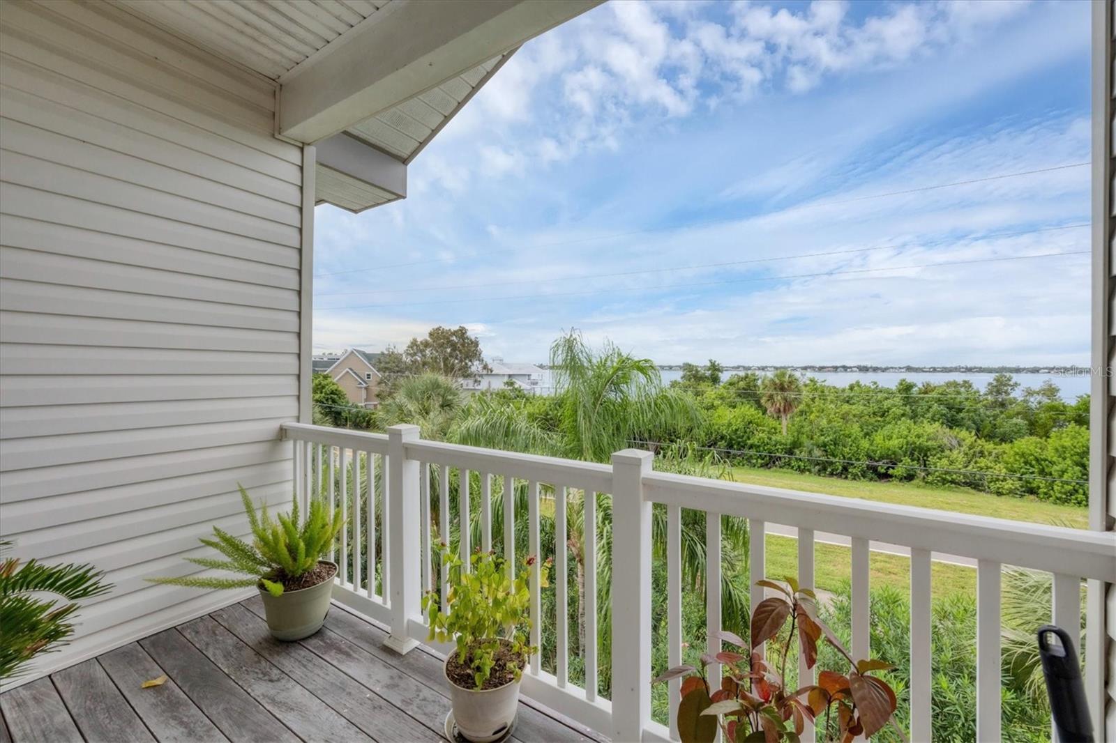 Image 21 of 55 For 3601 10th Lane W