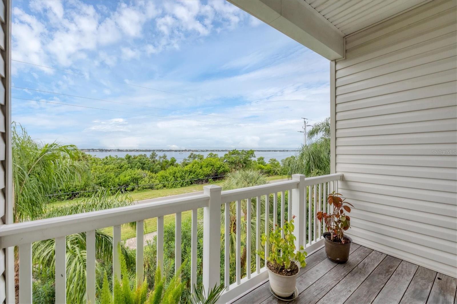 Image 22 of 55 For 3601 10th Lane W