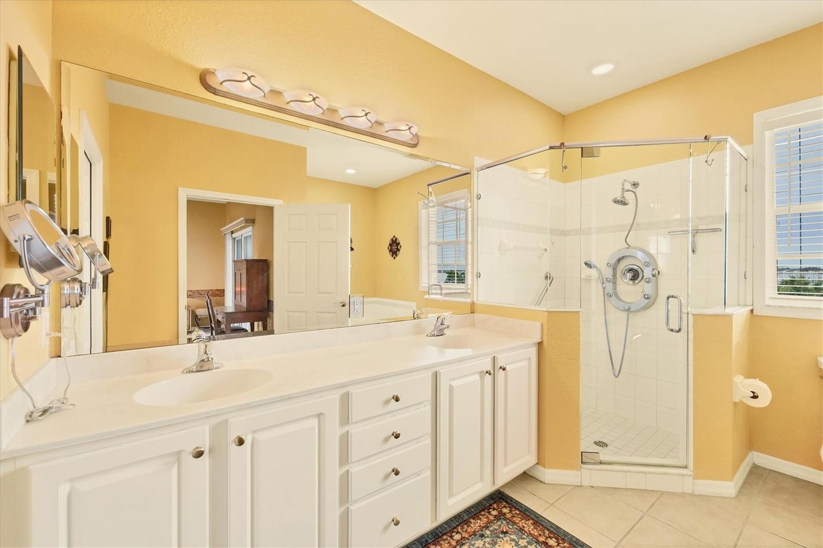 Image 24 of 55 For 3601 10th Lane W