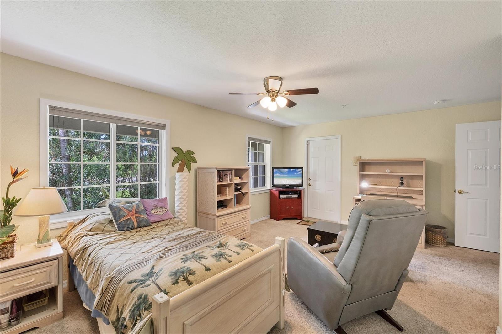 Image 31 of 55 For 3601 10th Lane W