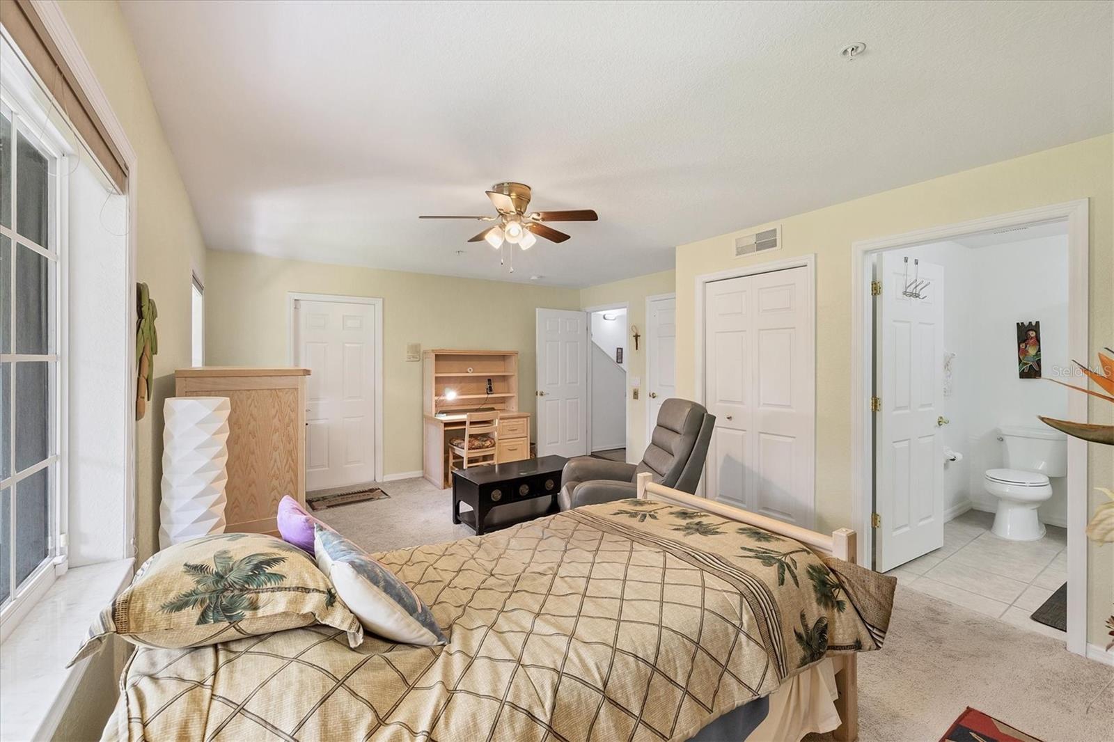 Image 32 of 55 For 3601 10th Lane W