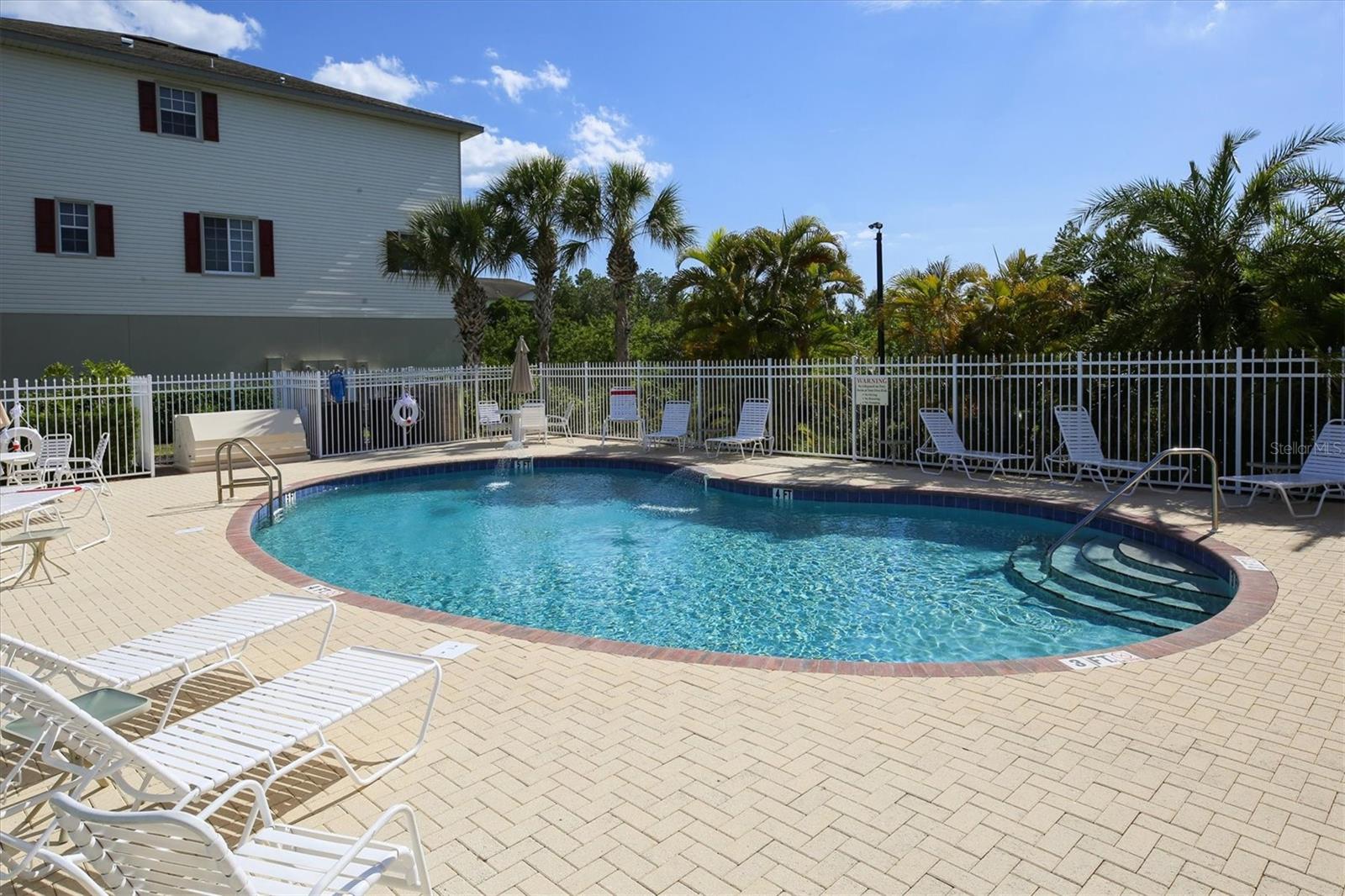 Image 39 of 55 For 3601 10th Lane W