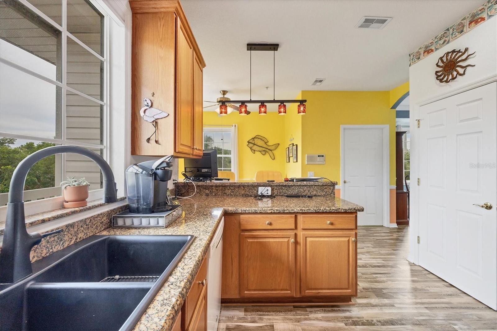 Image 4 of 55 For 3601 10th Lane W