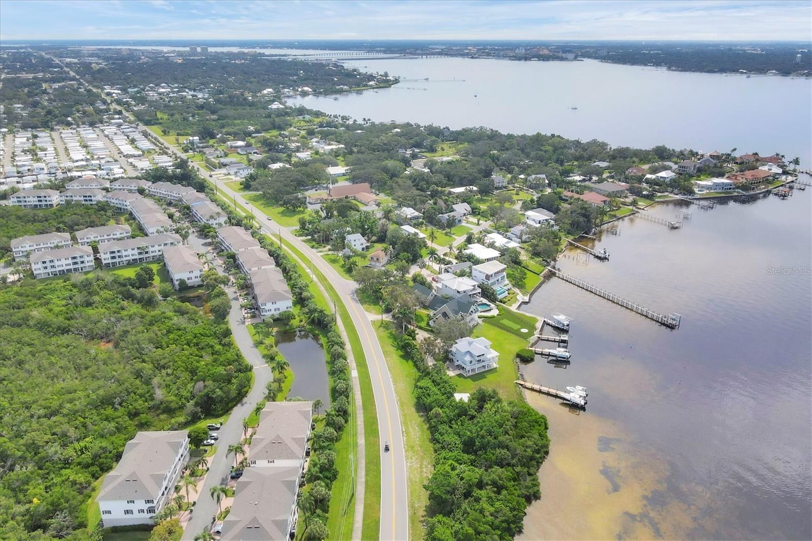 Image 41 of 55 For 3601 10th Lane W