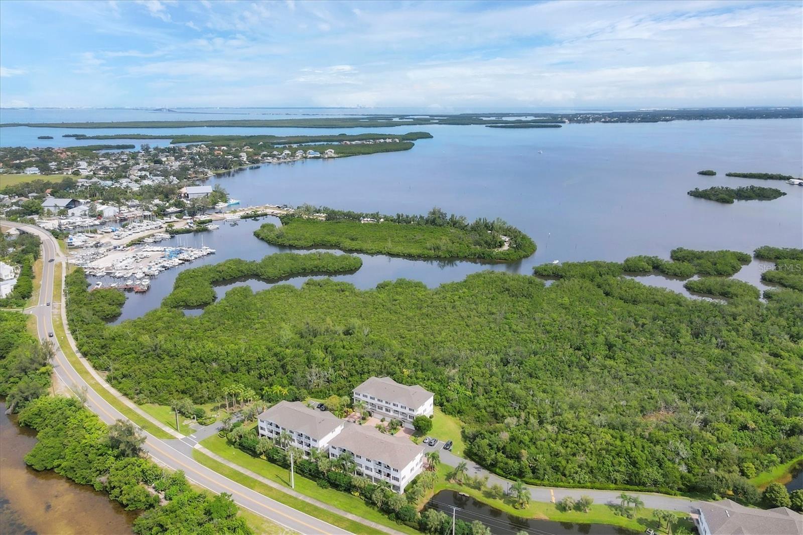 Image 43 of 55 For 3601 10th Lane W