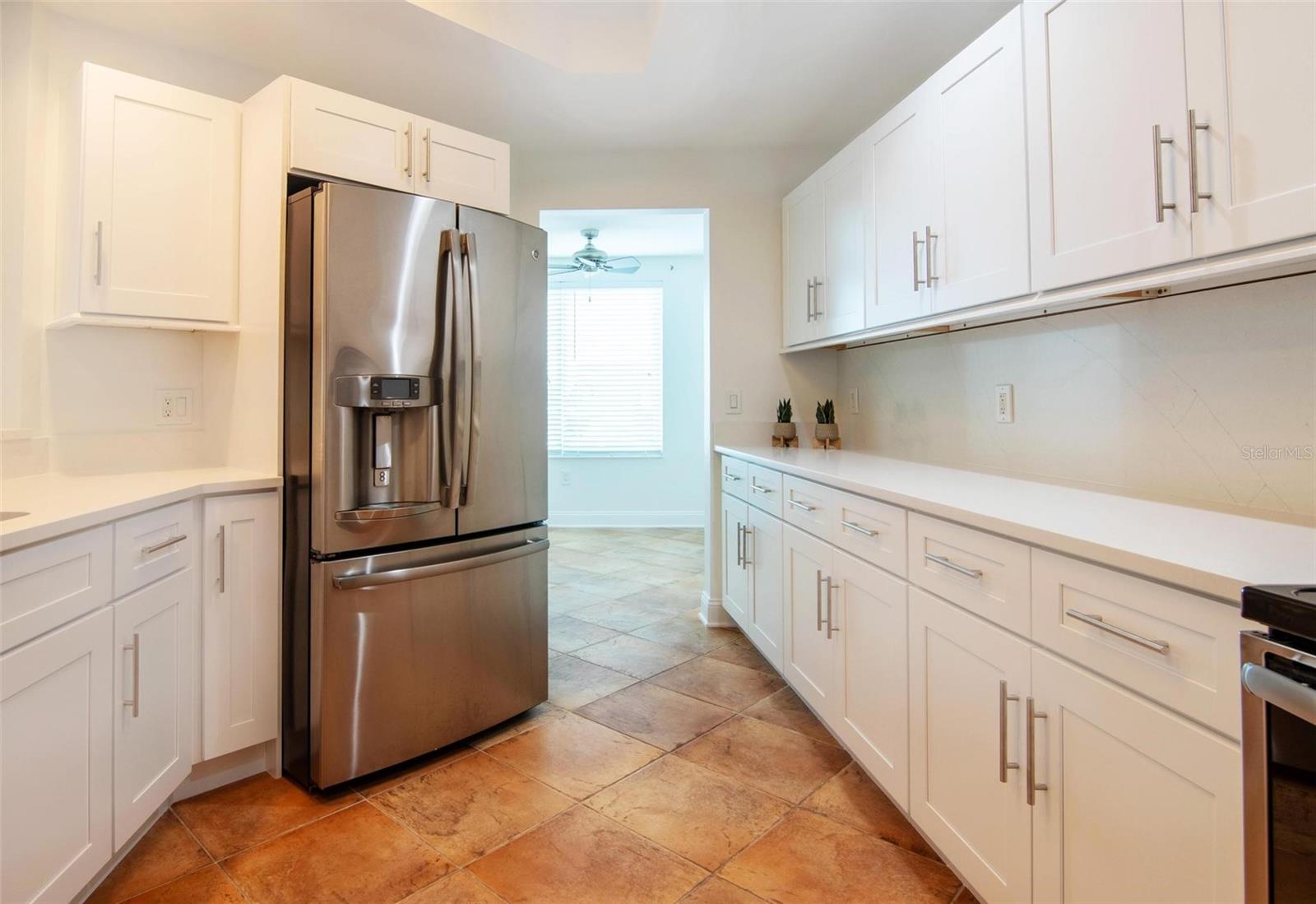 Image 10 of 52 For 2743 1st Street 406