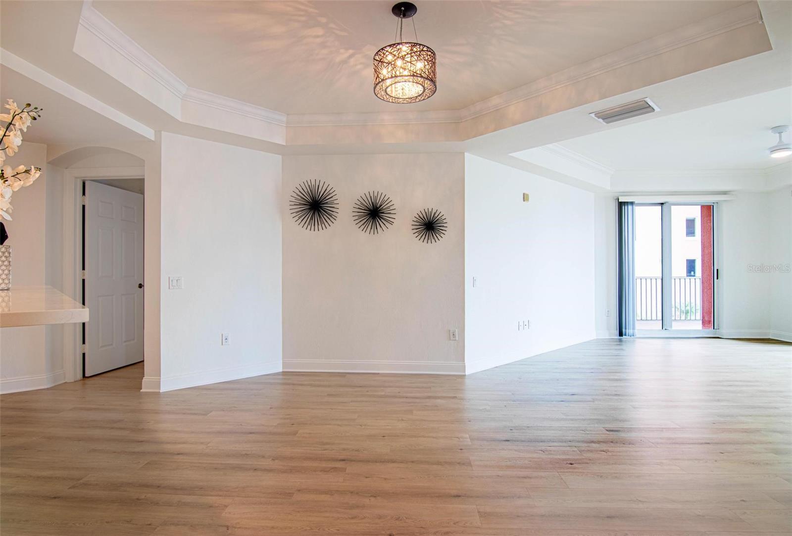 Image 15 of 52 For 2743 1st Street 406