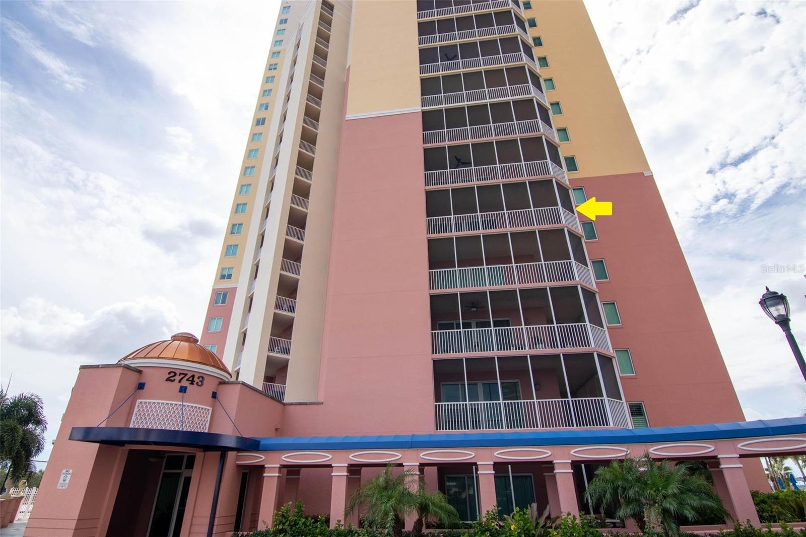 Image 17 of 52 For 2743 1st Street 406