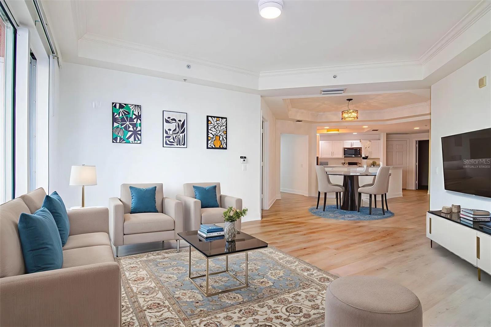 Image 24 of 52 For 2743 1st Street 406