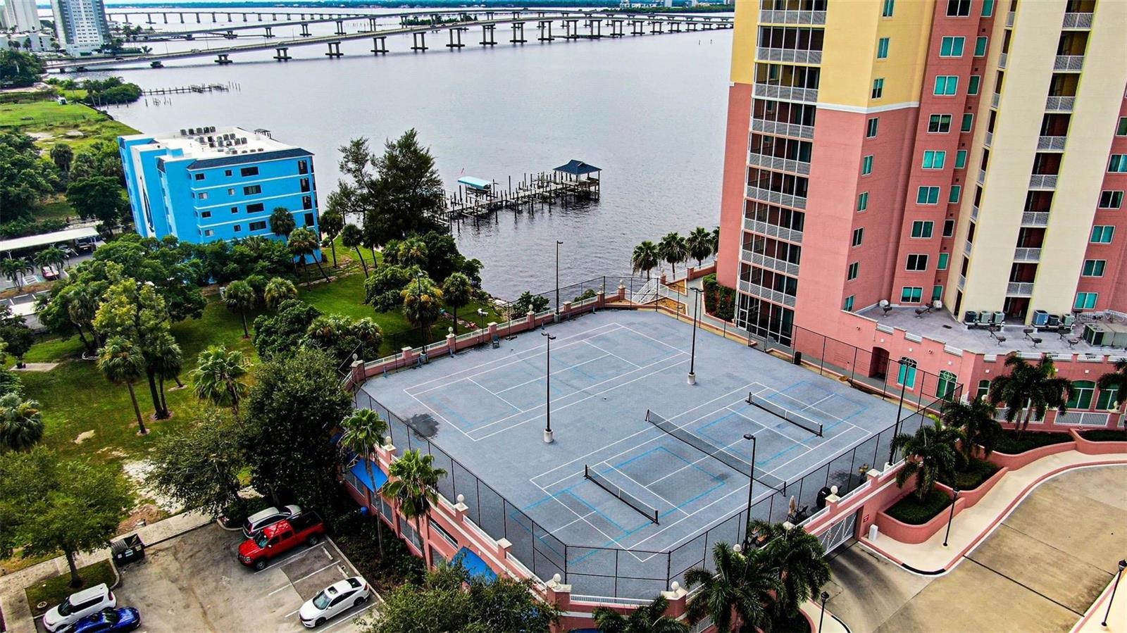 Image 41 of 52 For 2743 1st Street 406