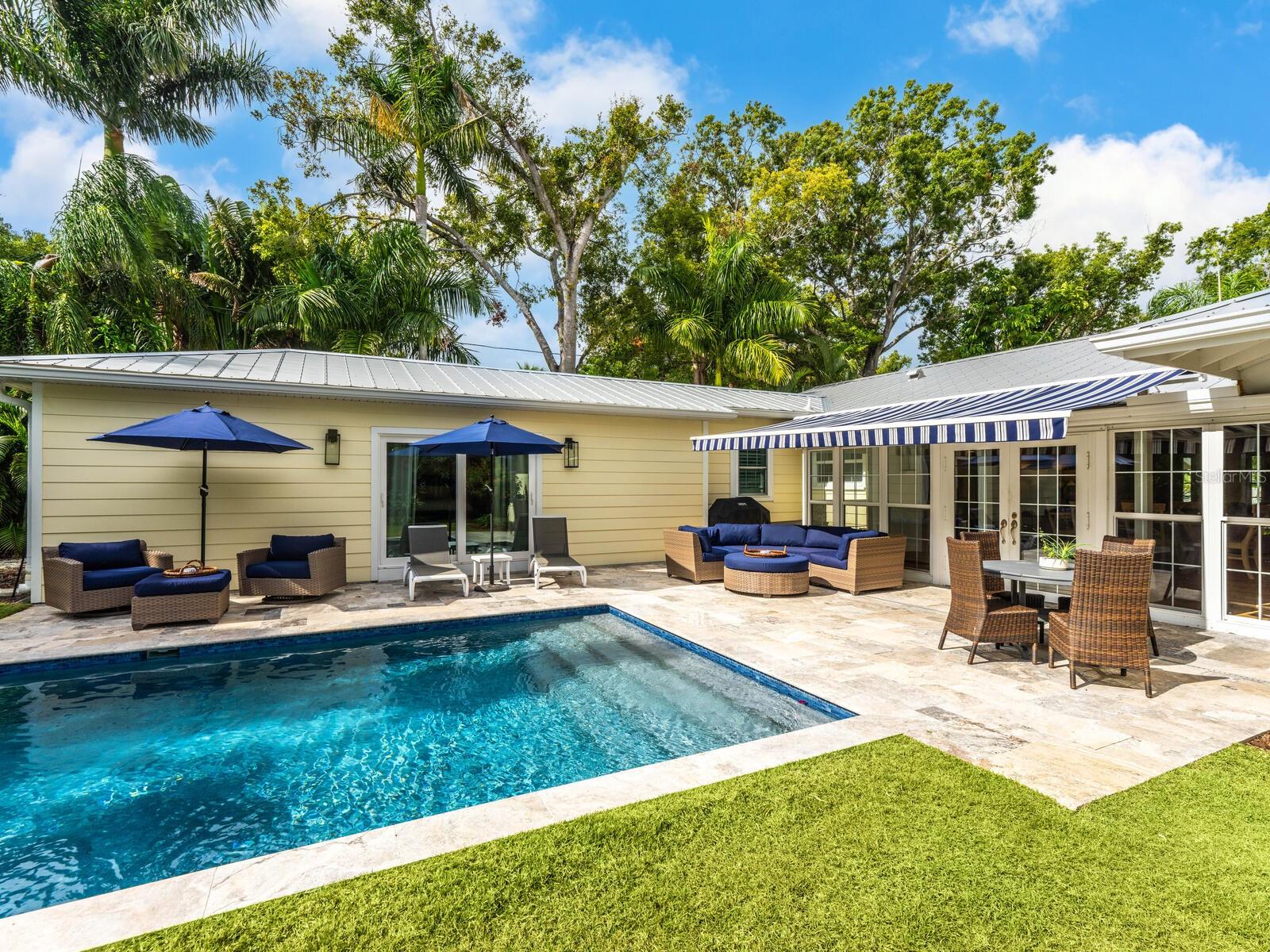 Image 25 of 30 For 1846 Lincoln Drive