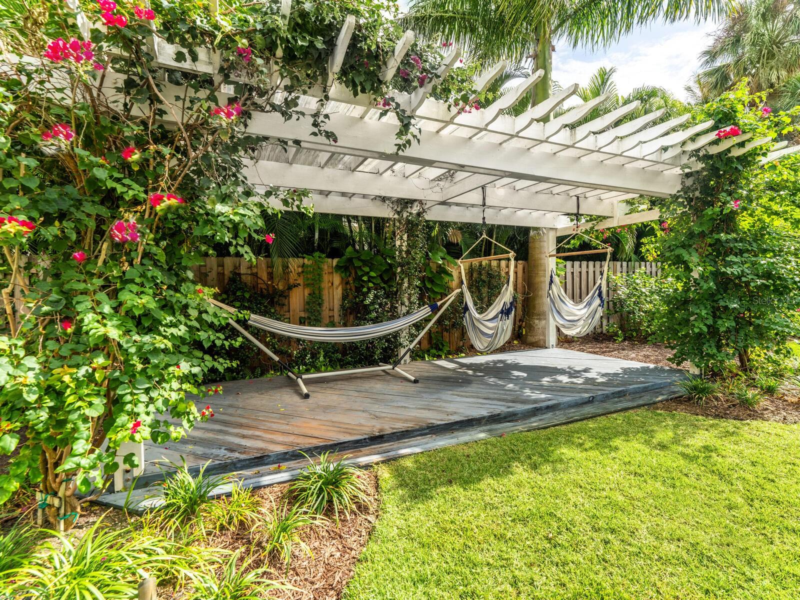 Image 28 of 30 For 1846 Lincoln Drive