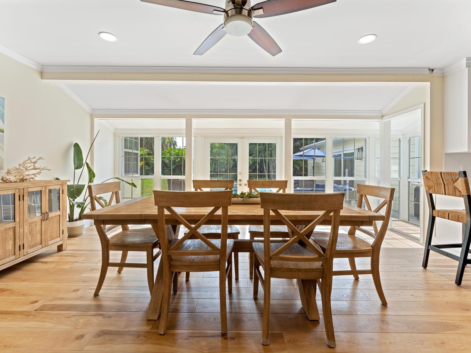 Image 7 of 30 For 1846 Lincoln Drive