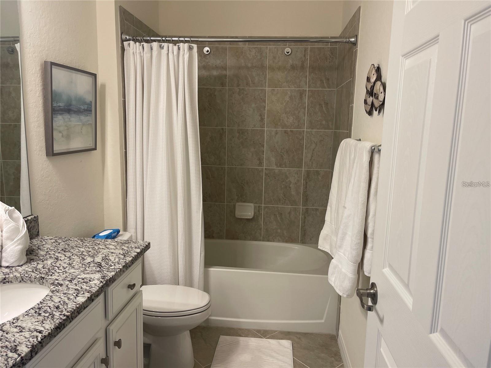 Image 11 of 17 For 12229 Amica Loop