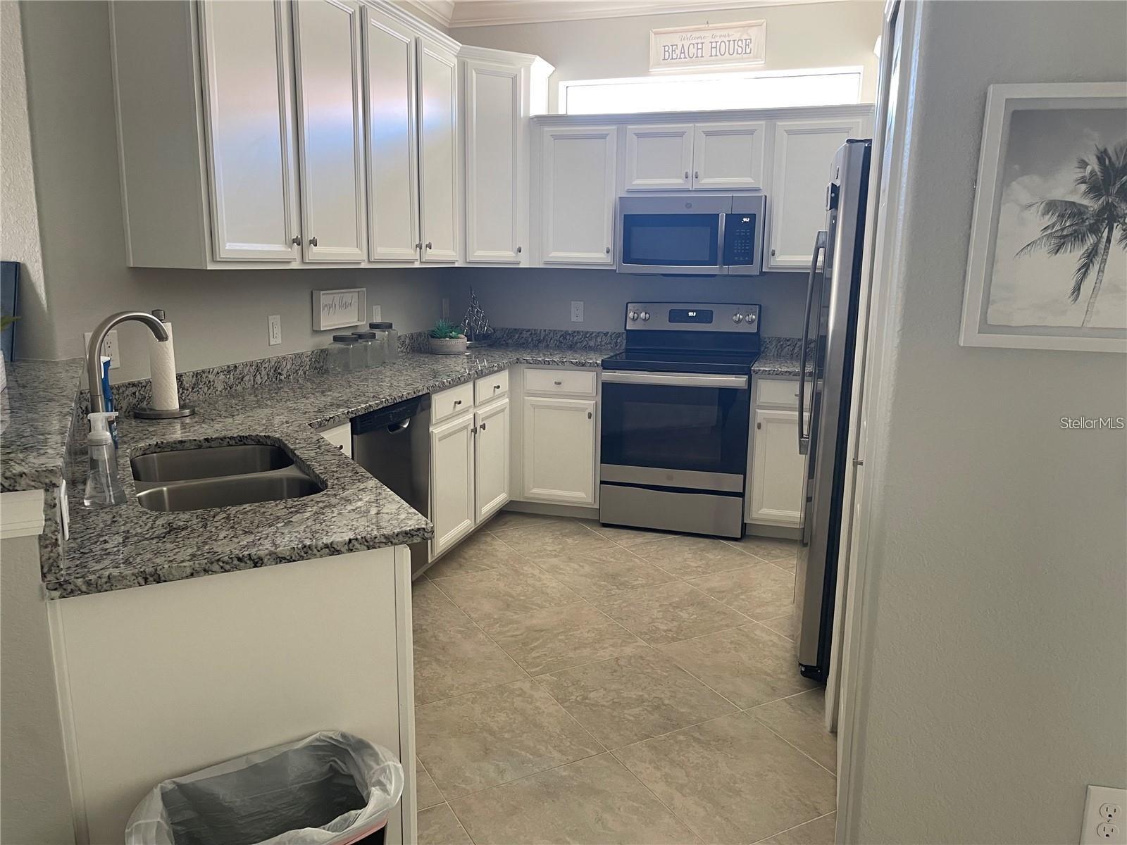 Image 5 of 17 For 12229 Amica Loop