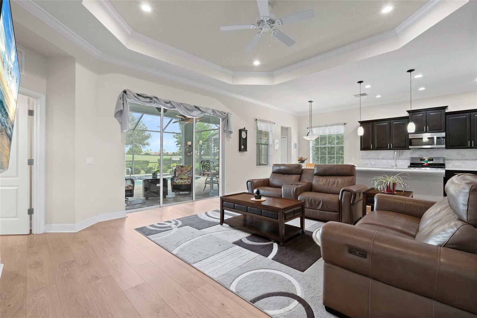 Image 10 of 90 For 14527 Whitemoss Terrace
