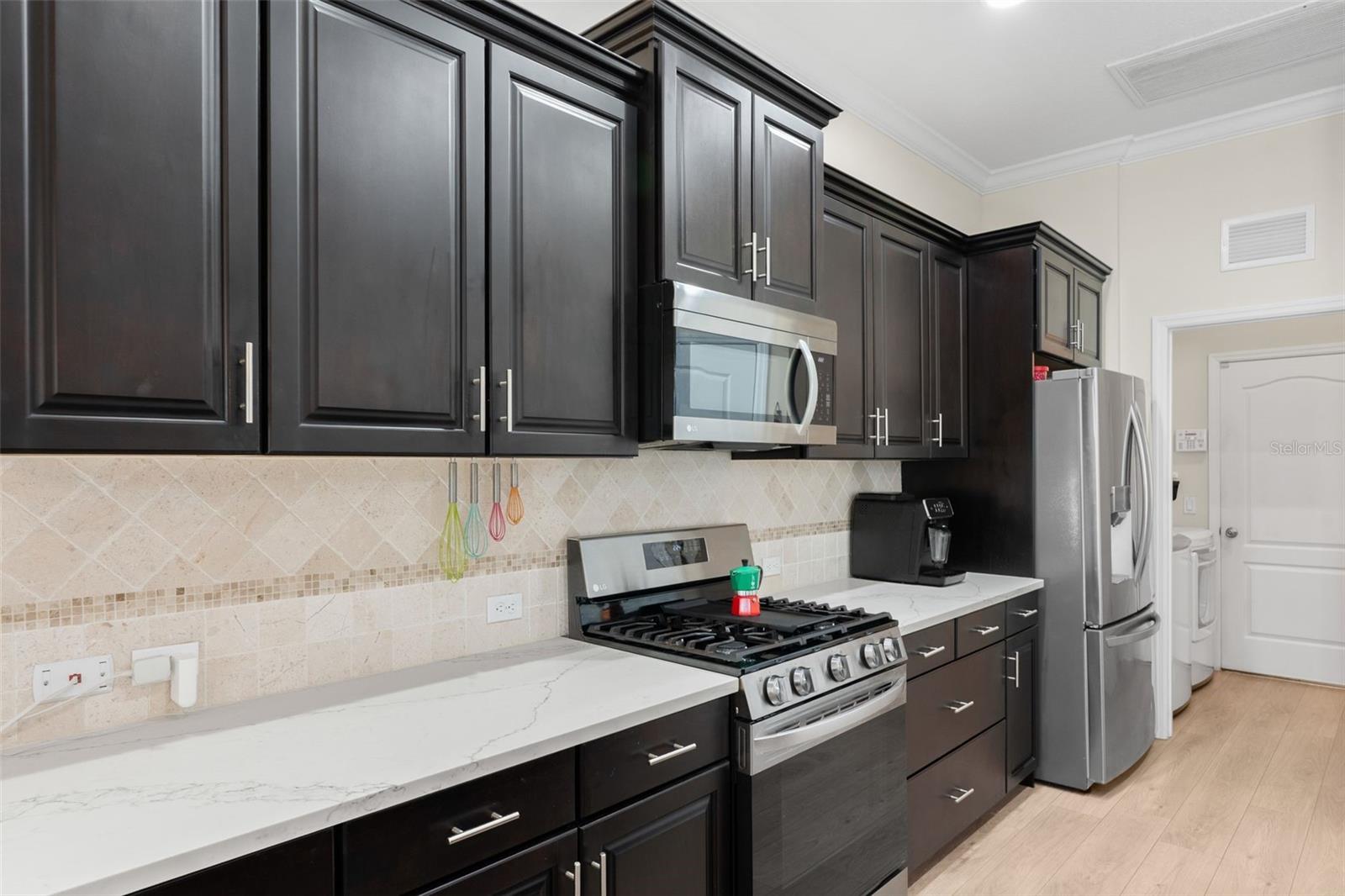 Image 19 of 90 For 14527 Whitemoss Terrace