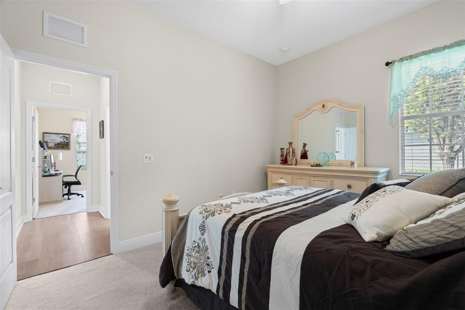 Image 36 of 90 For 14527 Whitemoss Terrace