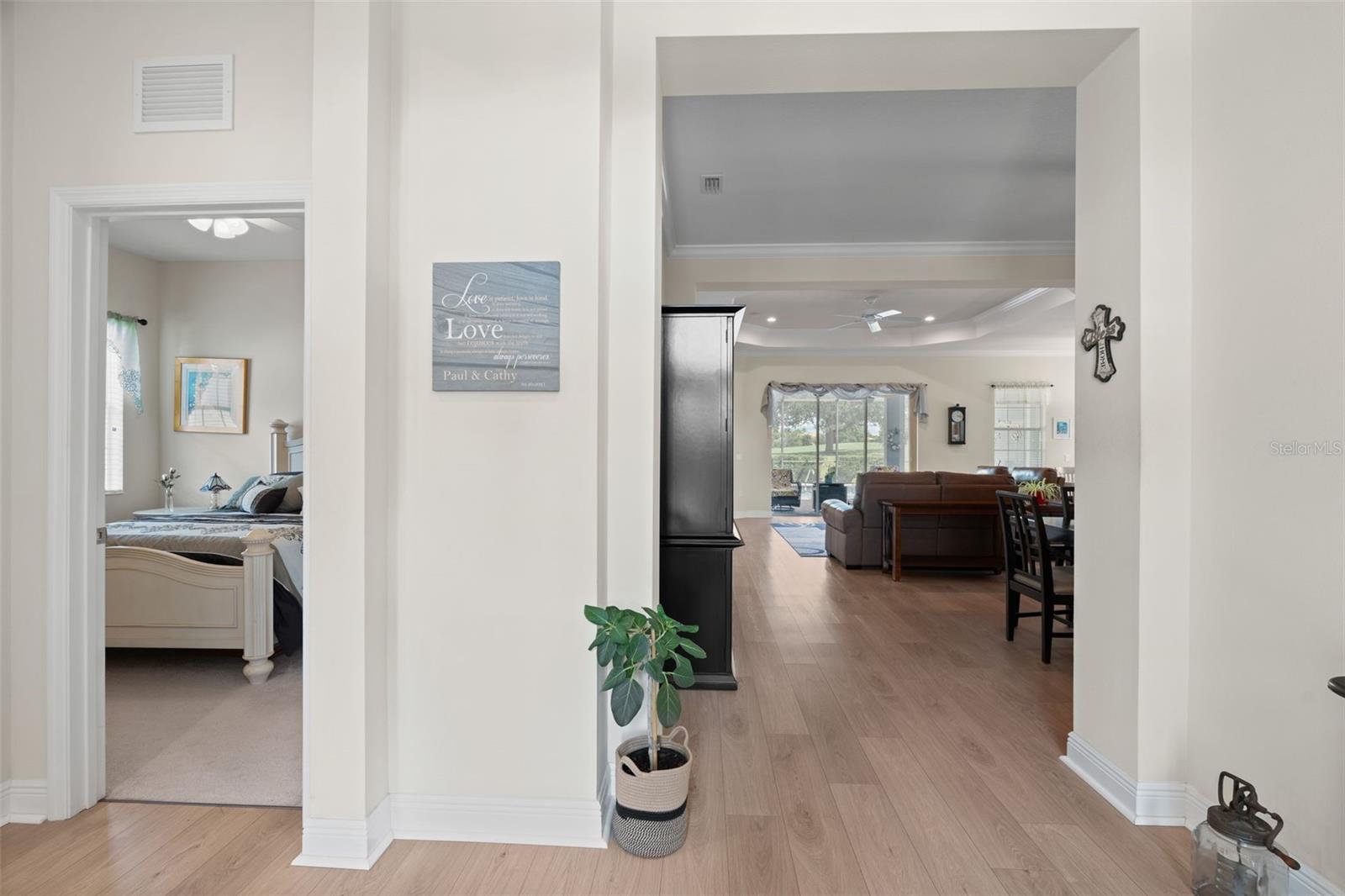 Image 5 of 90 For 14527 Whitemoss Terrace