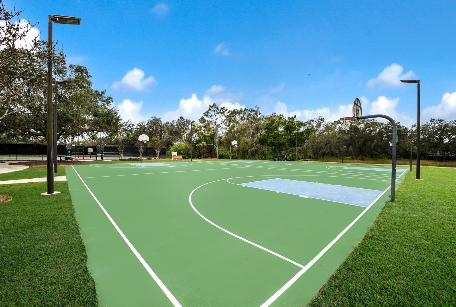 Image 35 of 40 For 12930 Nightshade Place