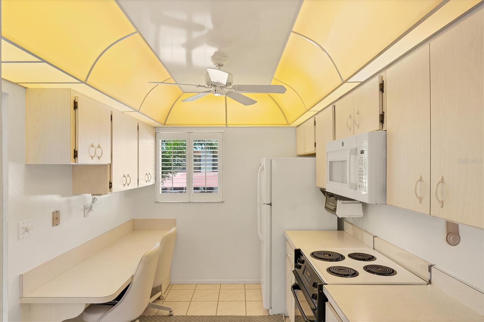 Image 23 of 84 For 240 Santa Maria Street 224