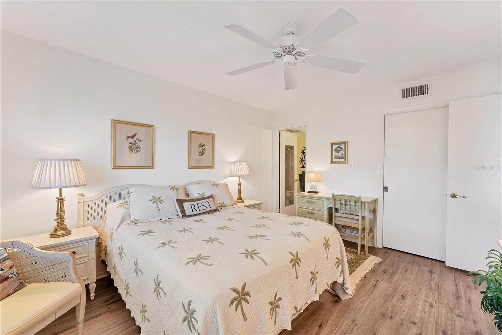 Image 27 of 84 For 240 Santa Maria Street 224