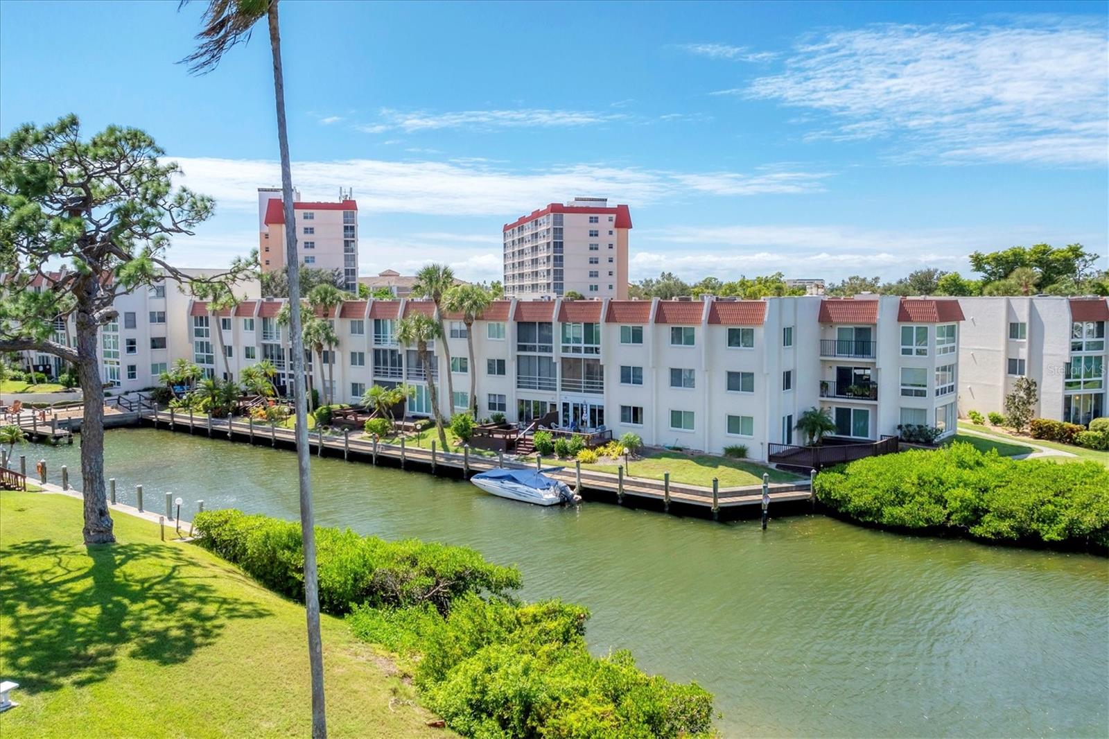 Image 35 of 84 For 240 Santa Maria Street 224